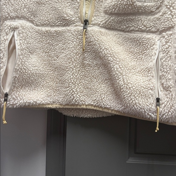 NORTH FACE cream tan neutral Sherpa cropped pullover crop jacket half zip - Picture 14 of 14